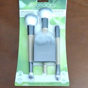 EcoTools Green and White makeup brushes and Skincare Tool Set